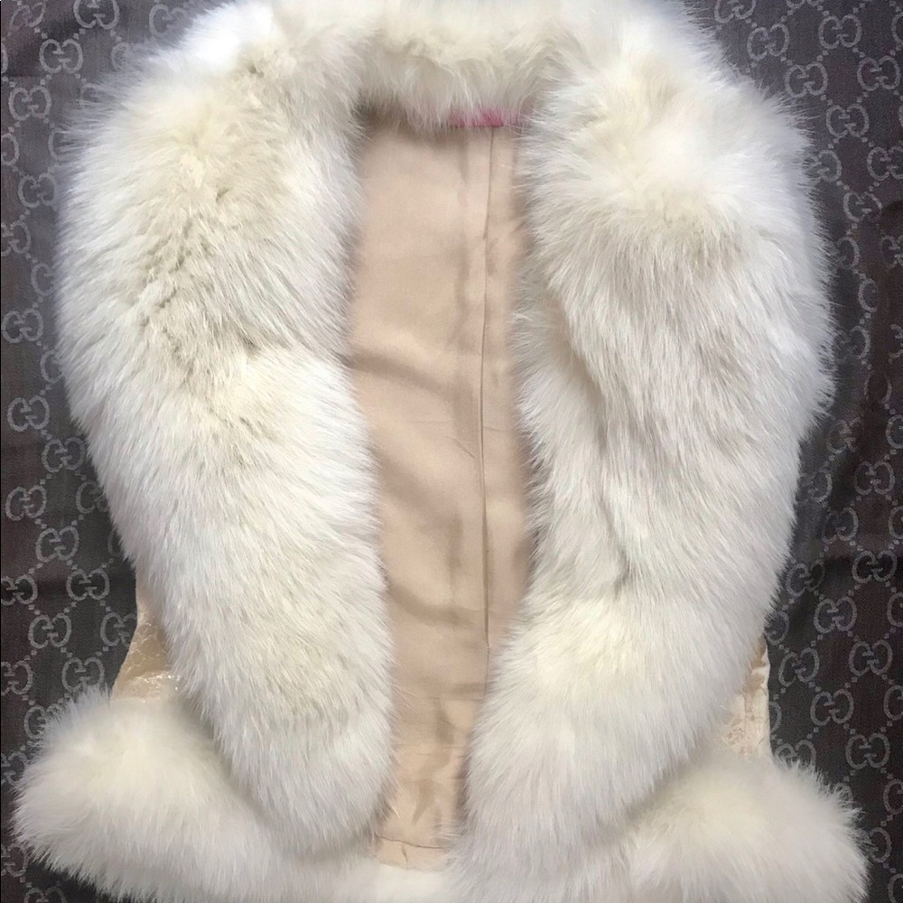 Emanuel Ungaro (wool+silk, 100% Fox fur) vest, size 4-8 US
